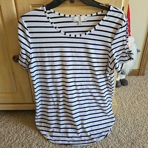 Simply Southern Womens Classic Black & White Striped Slit Sleeve Blouse Top NWOT